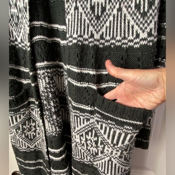 Forever 21 extra long winter open cardigan hooded sweater with slouch pockets - Picture 3 of 16